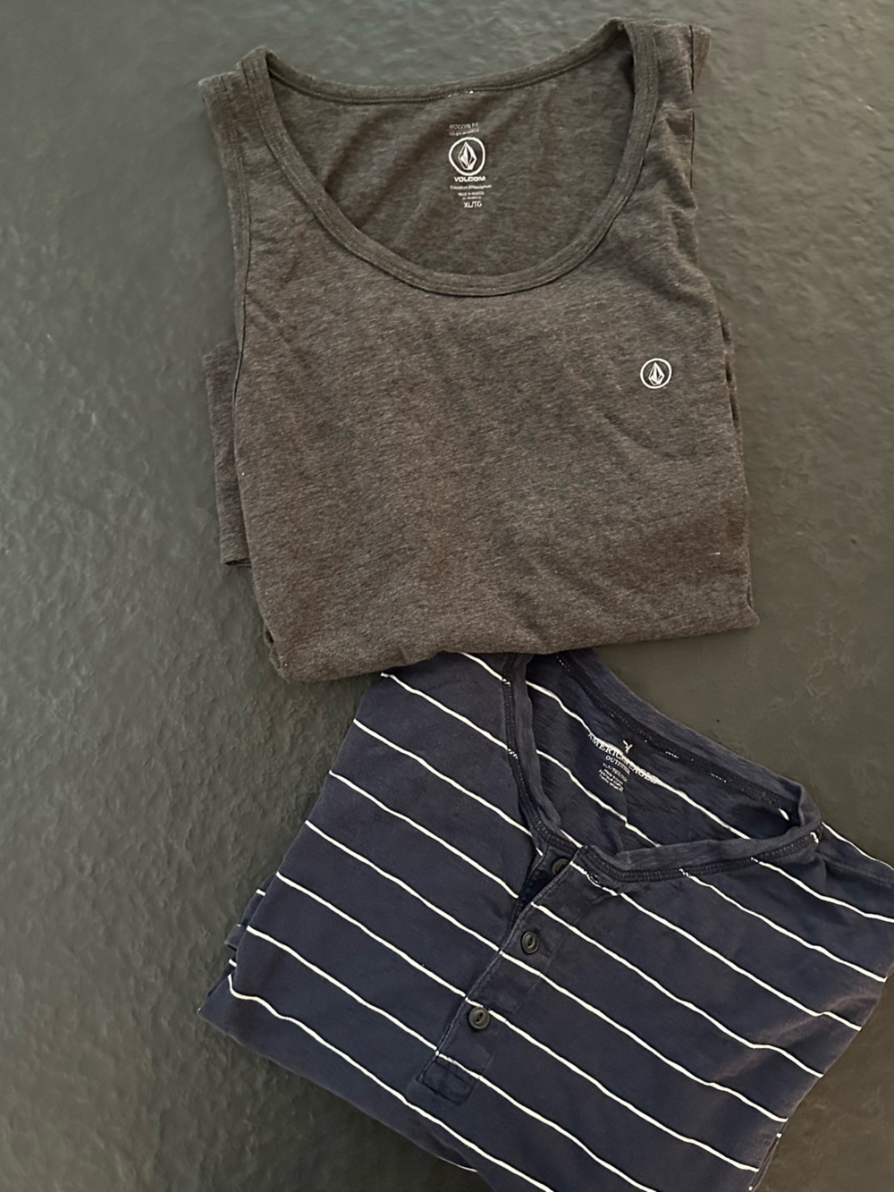 Bundle of Volcom Muscle Tee and American Eagle Outfitters T-Shirt